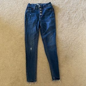 Old Navy Rockstar Super Skinny High Rise Jeans